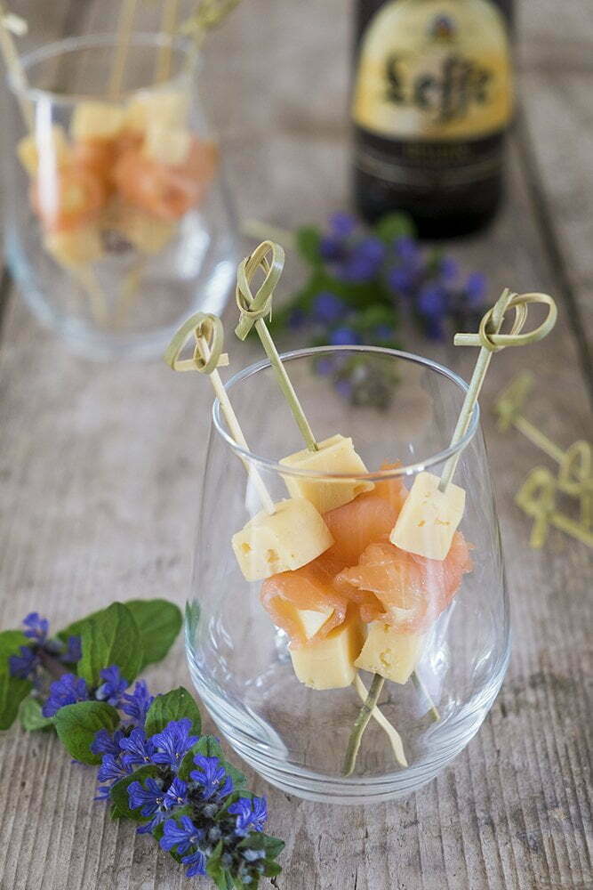 Borrelhapje met Pavé à la Leffe , meloen en zalm