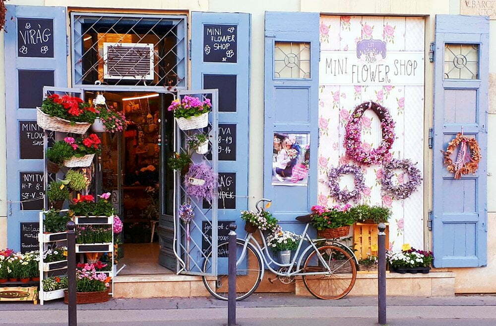 schattig bloemenzaakje in Boedapest foto van chicamoms