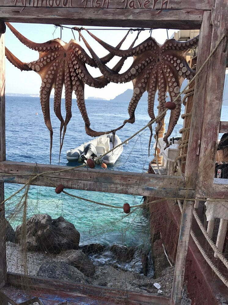 Santorini: haven van Amoudi
