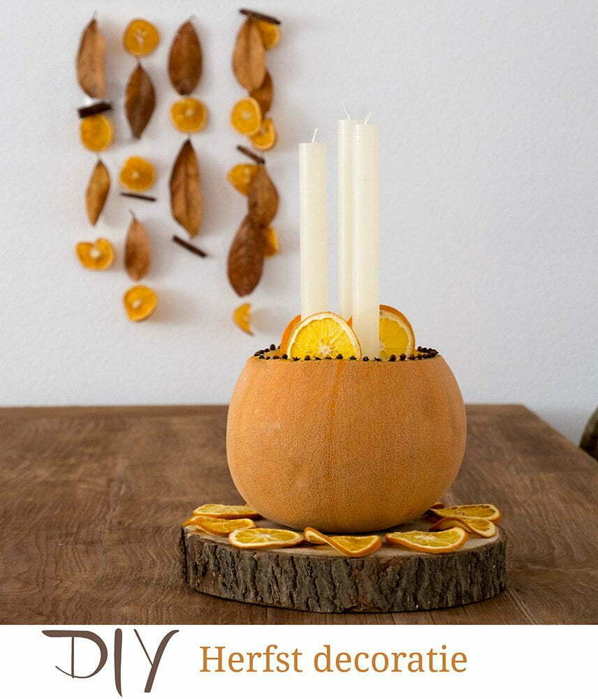 Herfst in huis met een pompoen als kandelaar -Diy.