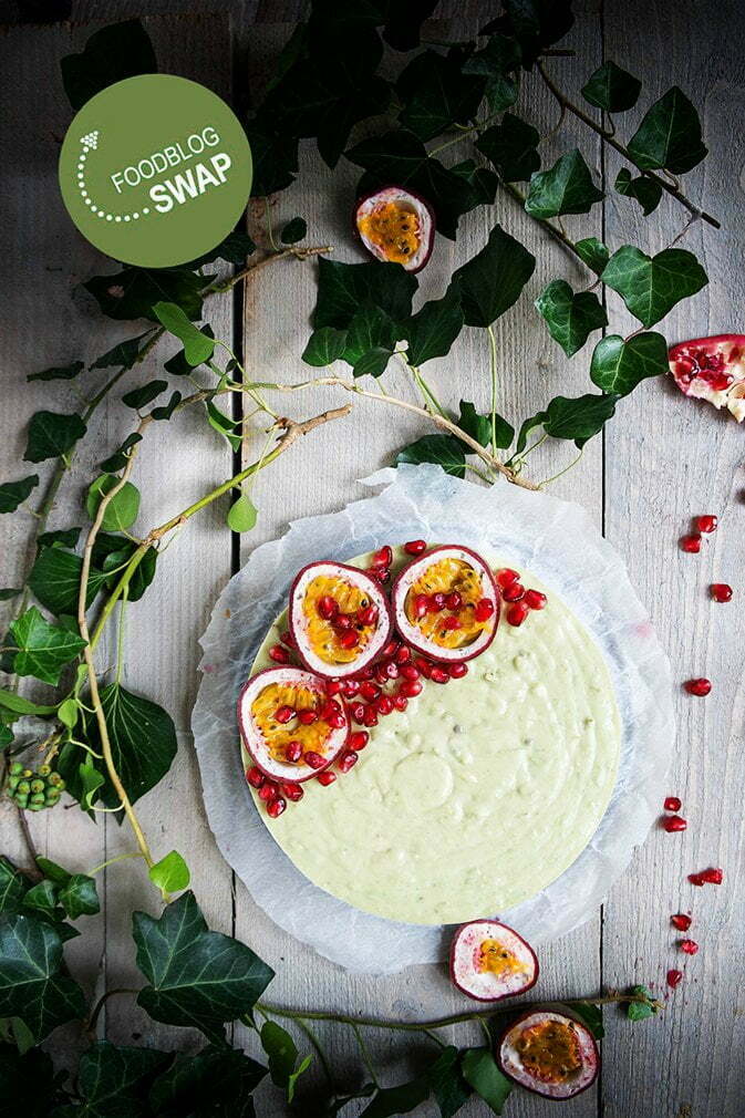 Avocadotaart met pistachenoten en ge­zoe­te ge­con­den­seer­de ko­kos­melk - Foodblogswap