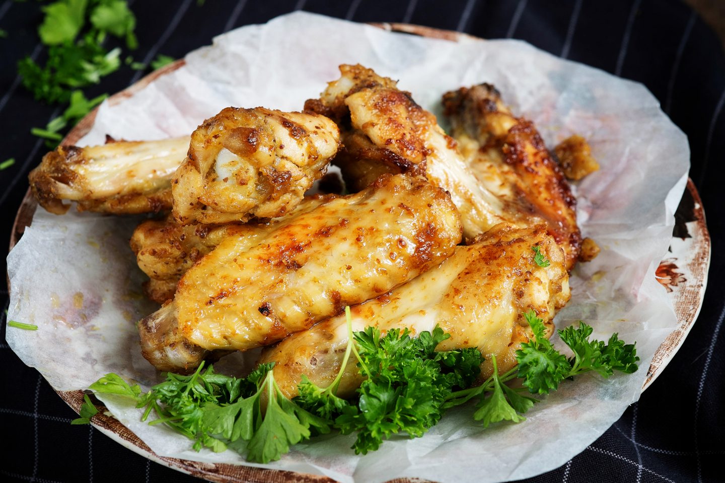Hartige, kleverige kippenvleugels – Foodblogswap