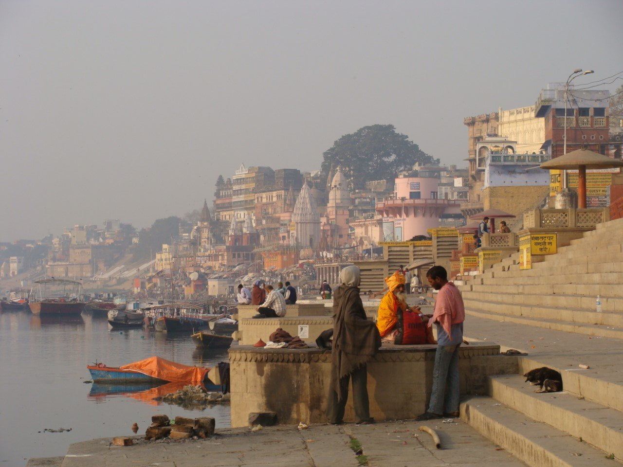 Aan de Ganges, Varanasi, India
