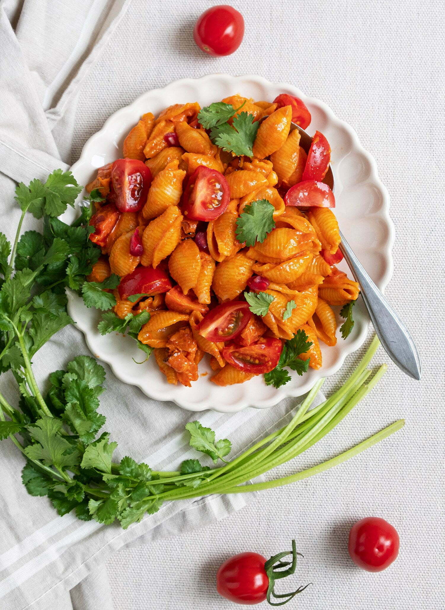 Pasta met spek in romige tomatensaus - Foodblogswap Pasta met spek in romige tomatensaus - Foodblogswap