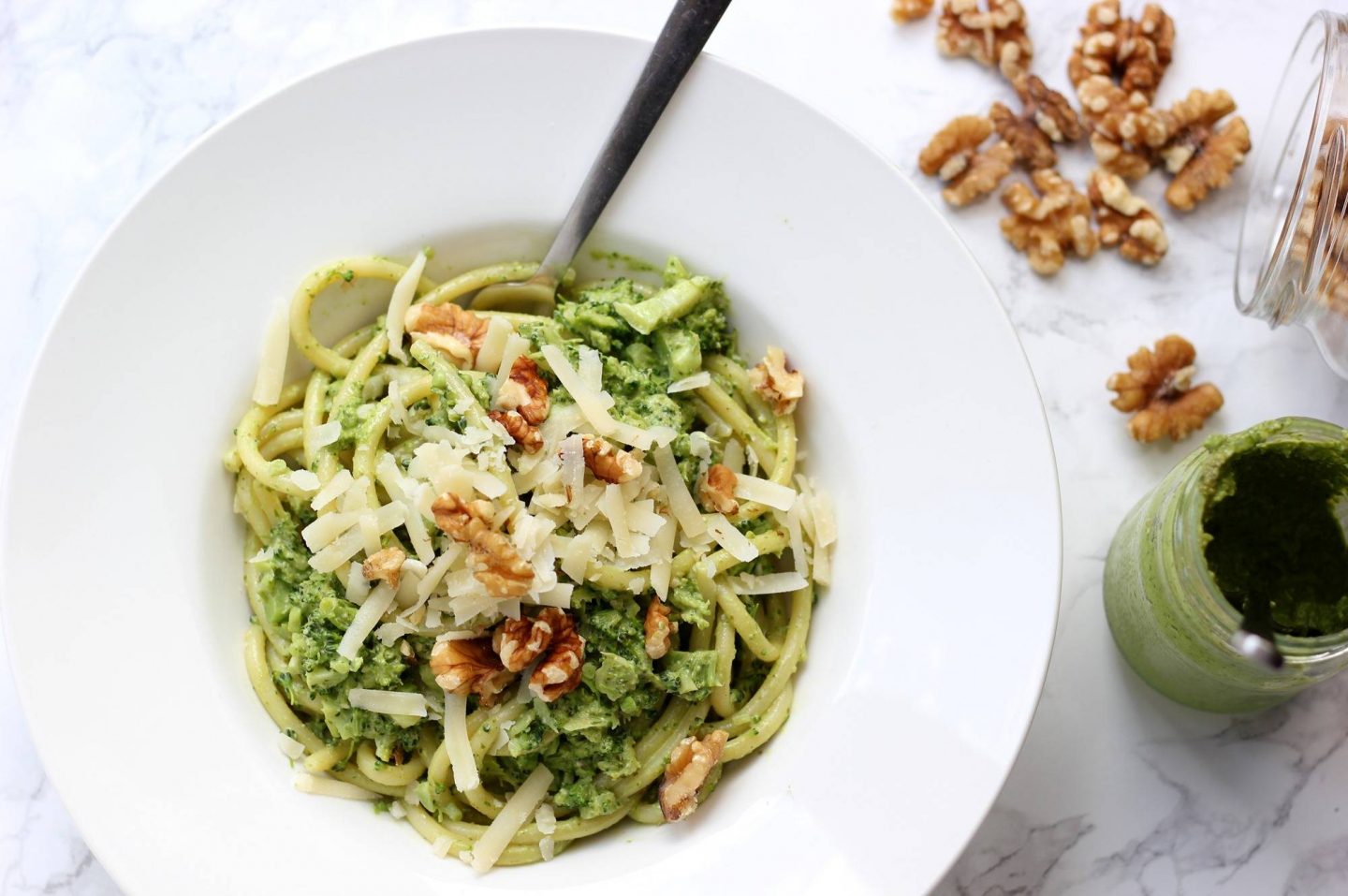 Keuken meid: Pasta pesto met rucolapesto walnoot en broccol