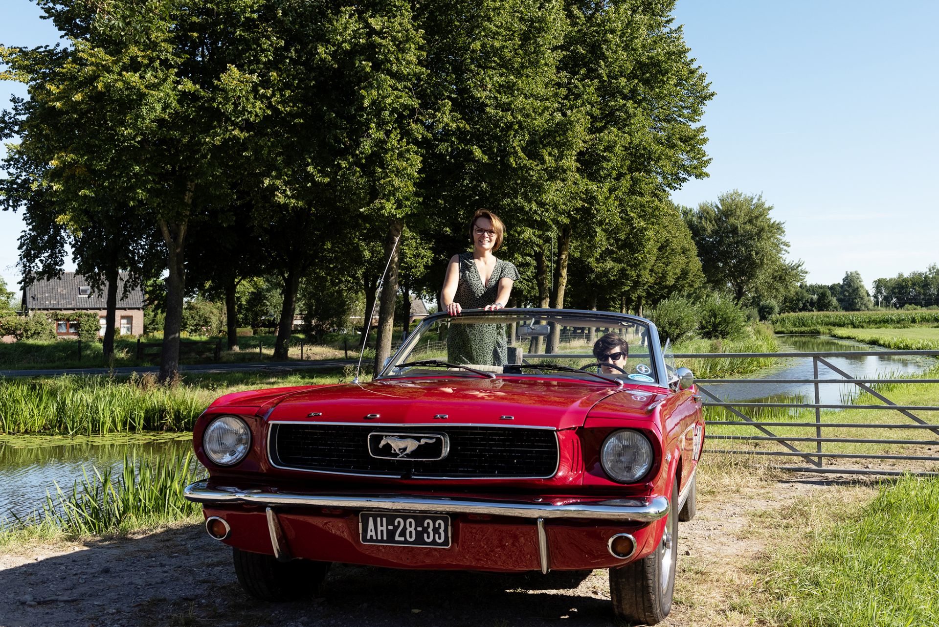 Het was Elsa's droom om een keer in een Ford Mustang cabrio te rijden en die droom is zeker uitgekomen.