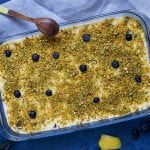 Dessert met gecondenseerde melk en pistache