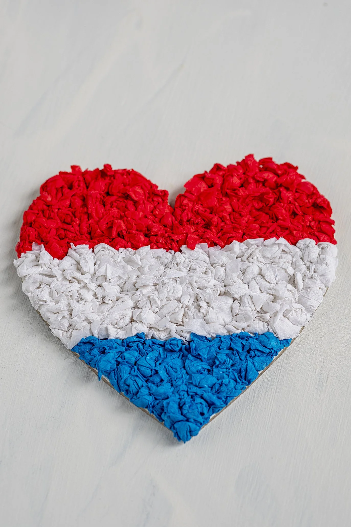 Nederlandse hart vlag knutsel voor koningsdag of Oranje