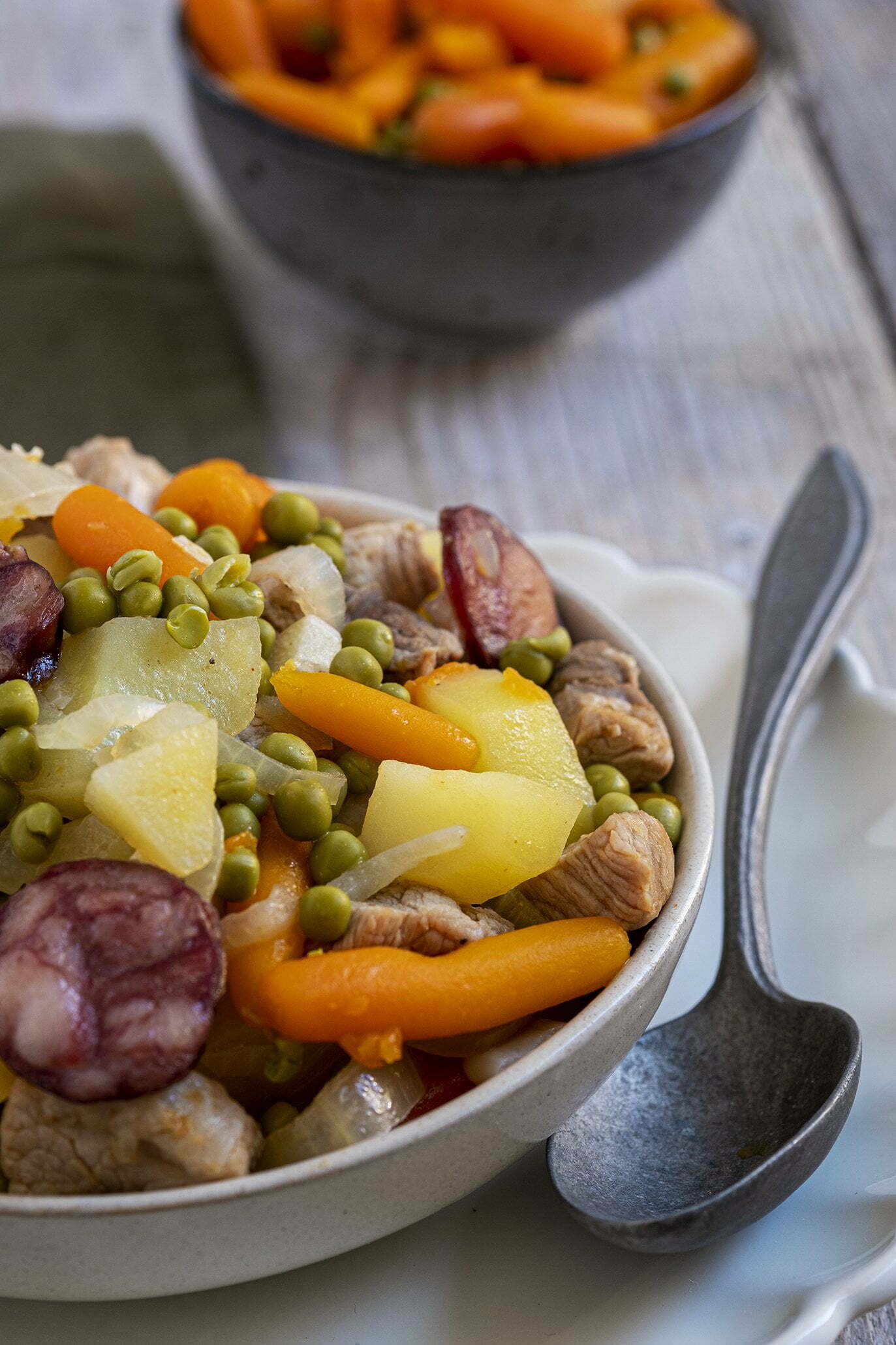 Portugese stoofschotel met groenten; Carne à Jardineira