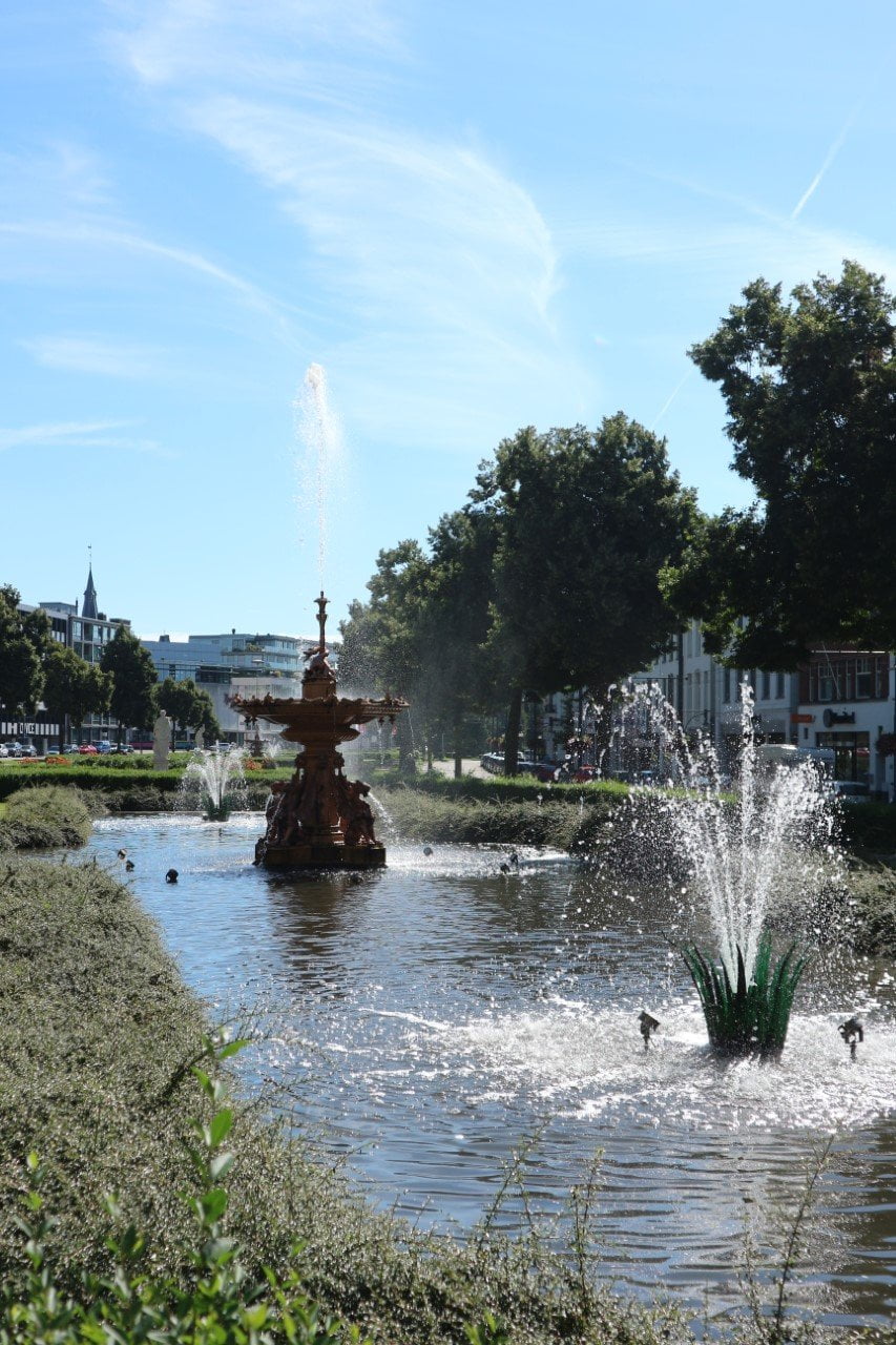 ik woon in Arnhem ik woon in Arnhem