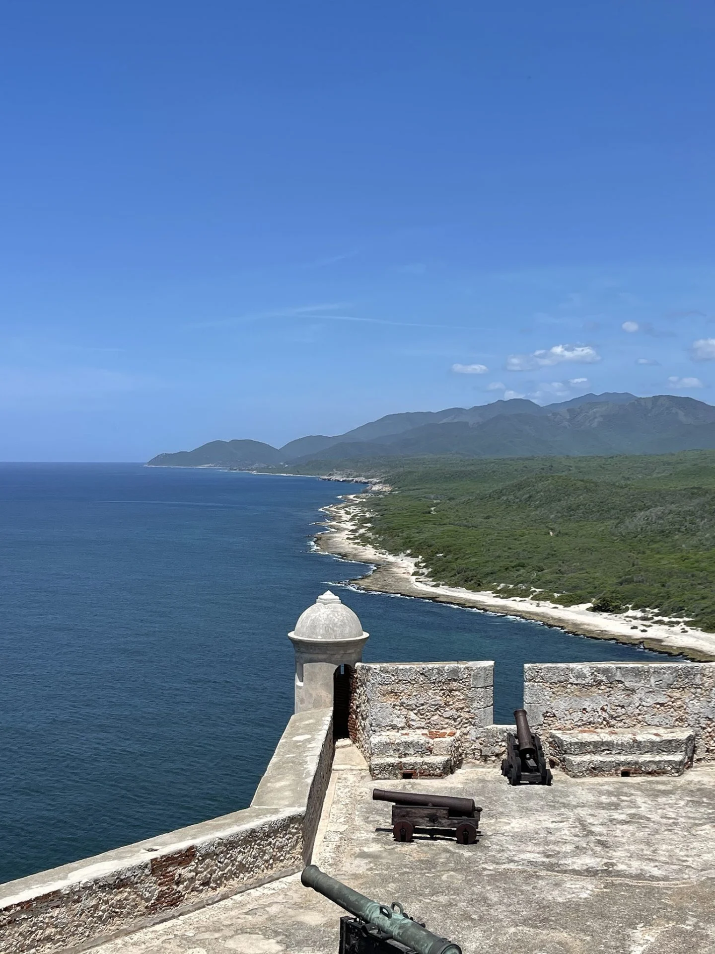 Uitzicht vanaf El Morro in Santiago de Cuba