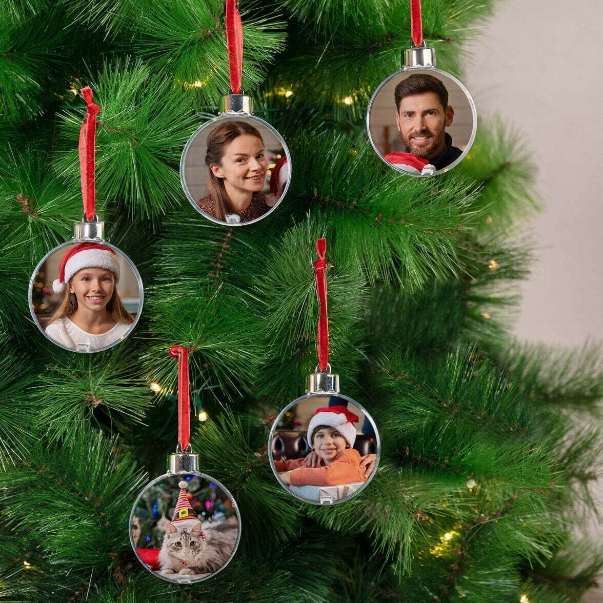Ontdek de leukste kerstboom versiering trends voor Kerstmis 2022!