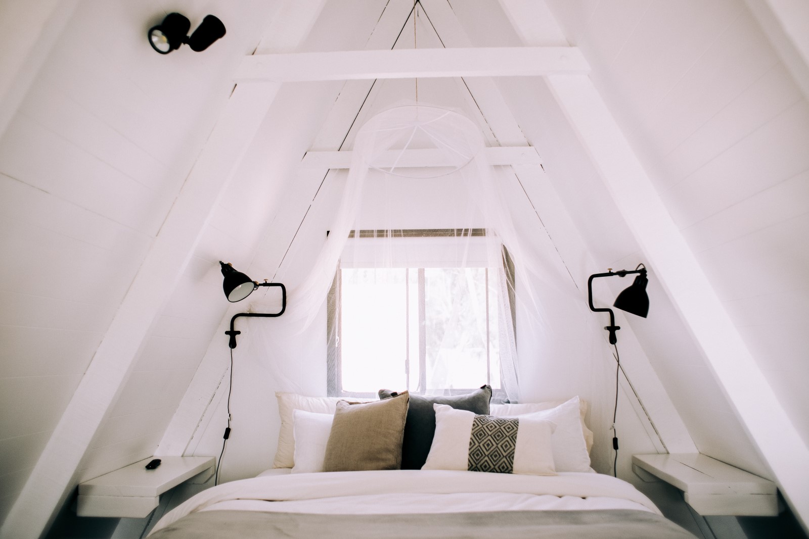 Slaapkamer op zolder - Zo maak je er een gezellige en knusse ruimte van